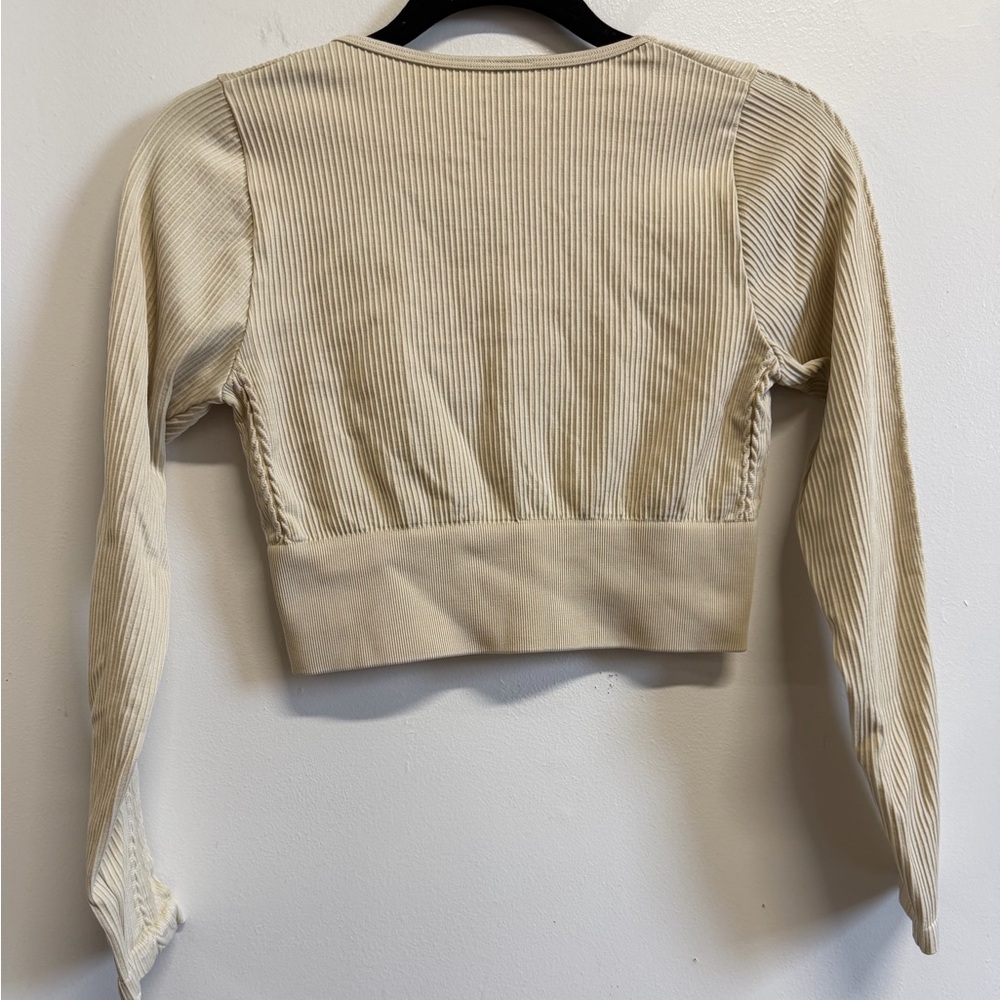 Offline by Aerie Ribbed Cropped Long Sleeve Top Cream Size M - Picture 3 of 6